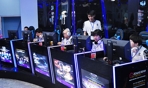 决策引发热 决策引发热