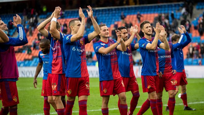 两位年轻小 两位年轻小